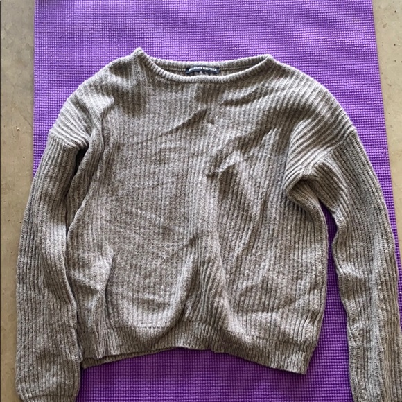 Brandy Melville Gray Sweater - Picture 1 of 3